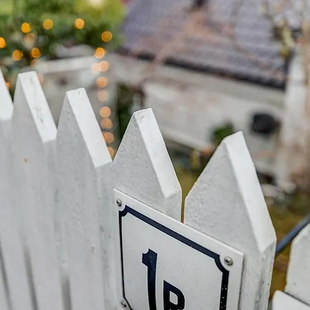 Lysthuset Den Lille - Authentic Wodden House Bergen