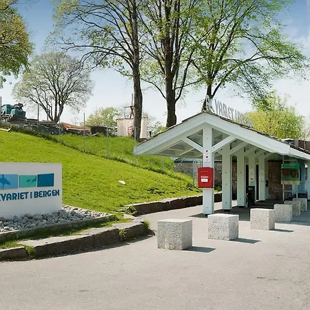 Lysthuset Den Lille - Authentic Wodden House *