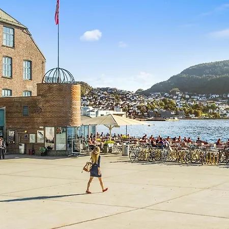 Lysthuset Den Lille - Authentic Wodden House Bergen