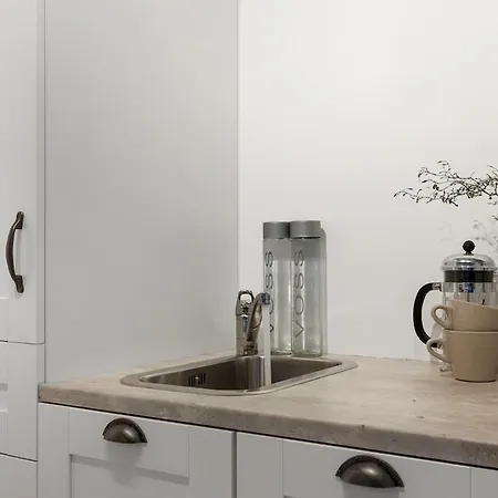 Lysthuset Den Lille - Authentic Wodden House برغن